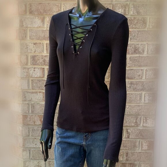 Express Ribbed Lace-Up V-Neck Long Sleeve Top - Picture 6 of 13